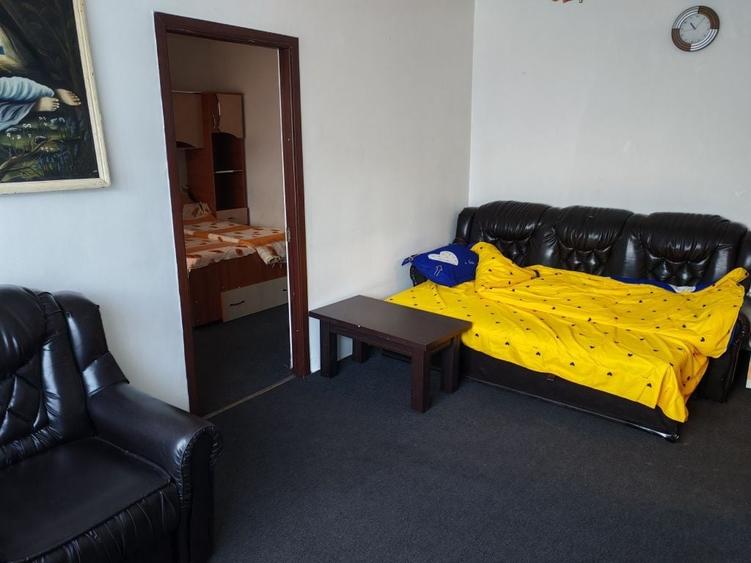 Apartament cu 2 camere semidecomandat în 9 Mai