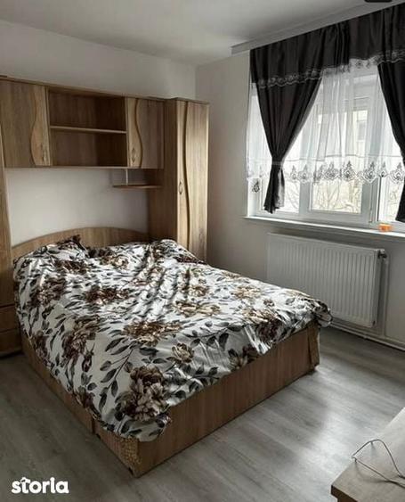 Apartament cu 2 camere decomandat în Est