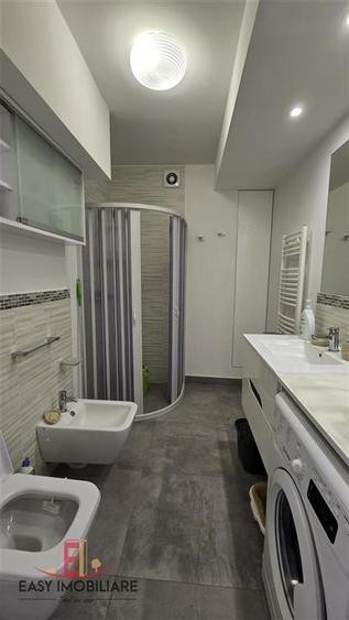 Apartament cu 2 camere decomandat în Ultracentral