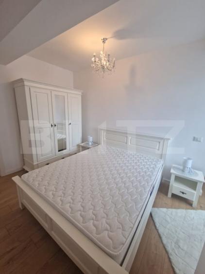 Apartament cu 3 camere decomandat, mobilat în Central