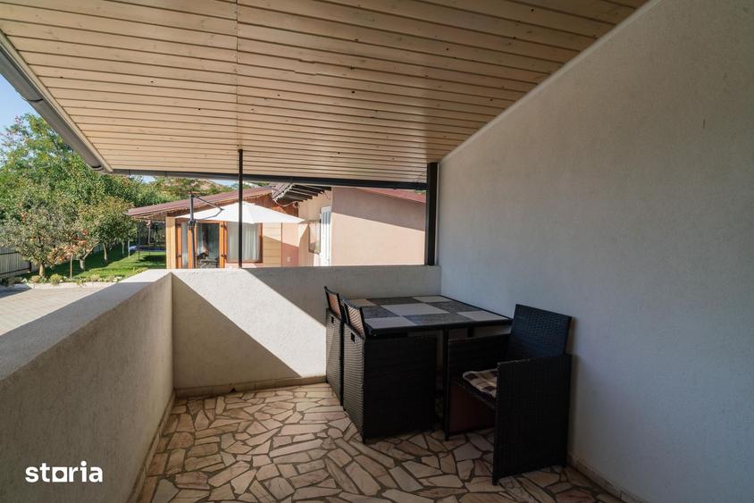 Casă cu 4 camere cu Teren 600 Mp în Borhanci