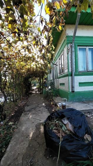 Casă cu 4 camere cu Teren 1000 Mp în Central