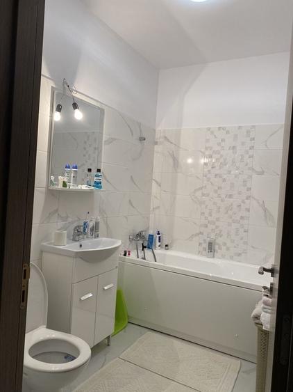 Apartament cu 2 camere în Păcii