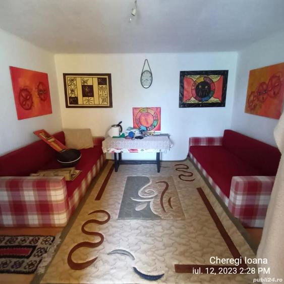 Casă cu 2 camere cu Teren 6200 Mp în Glăjărie