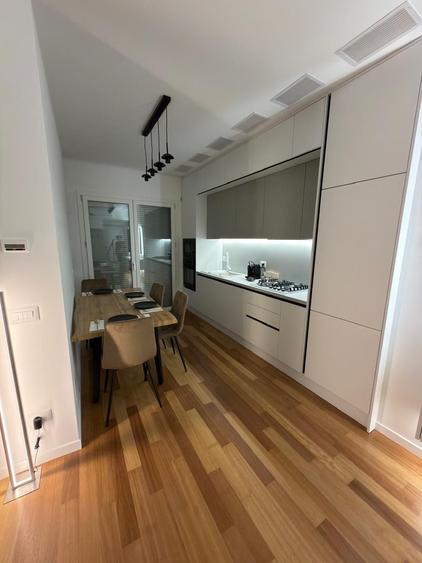 Apartament cu 2 camere decomandat în Șcheia