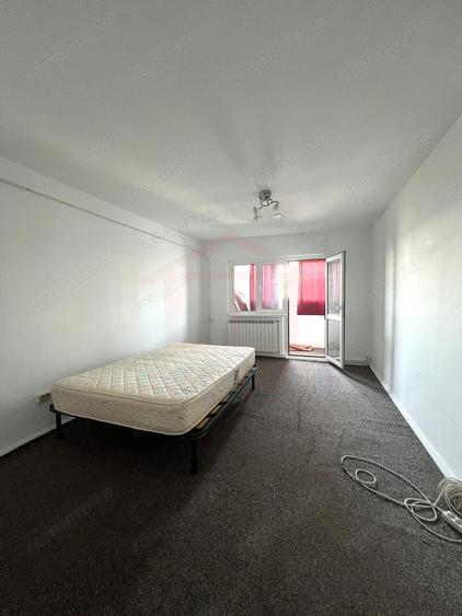 Apartament cu 2 camere decomandat, mobilat în Sud