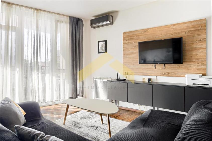 Apartament cu 3 camere decomandat în Banu Mărăcine