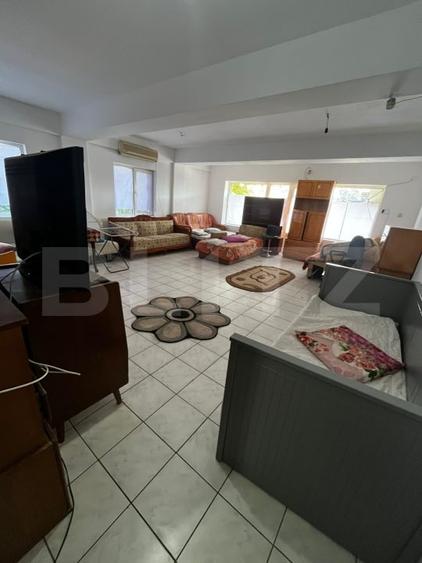 Casă individuală cu 6 camere cu Teren 680 Mp în Exterior Nord