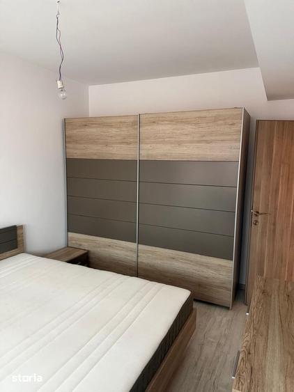 Apartament cu 3 camere decomandat, mobilat în Berceni