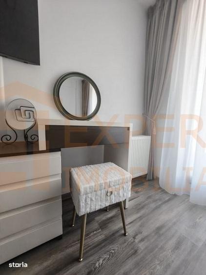 Apartament cu 2 camere decomandat în Palazu Mare