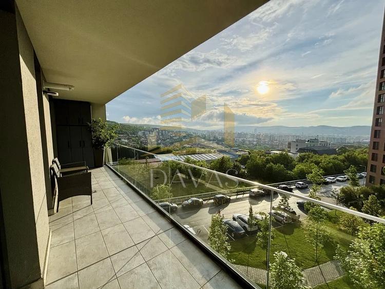 Apartament cu 3 camere decomandat, mobilat în Zorilor