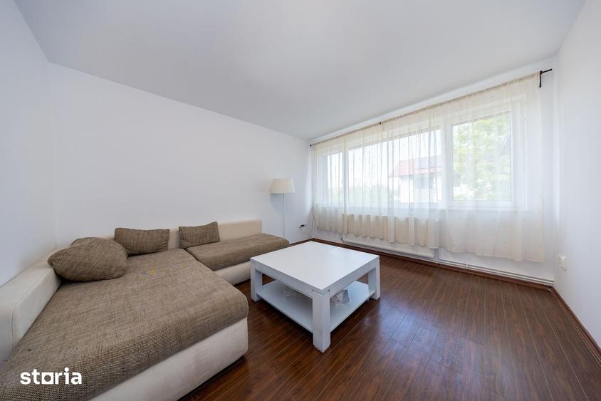 Casă cu 10 camere cu Teren 630 Mp în Bunloc