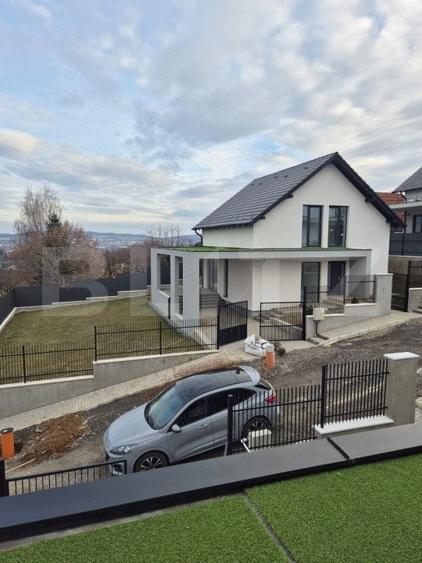 Casă cu 4 camere cu Teren 520 Mp în Sâncraiu de Mureș