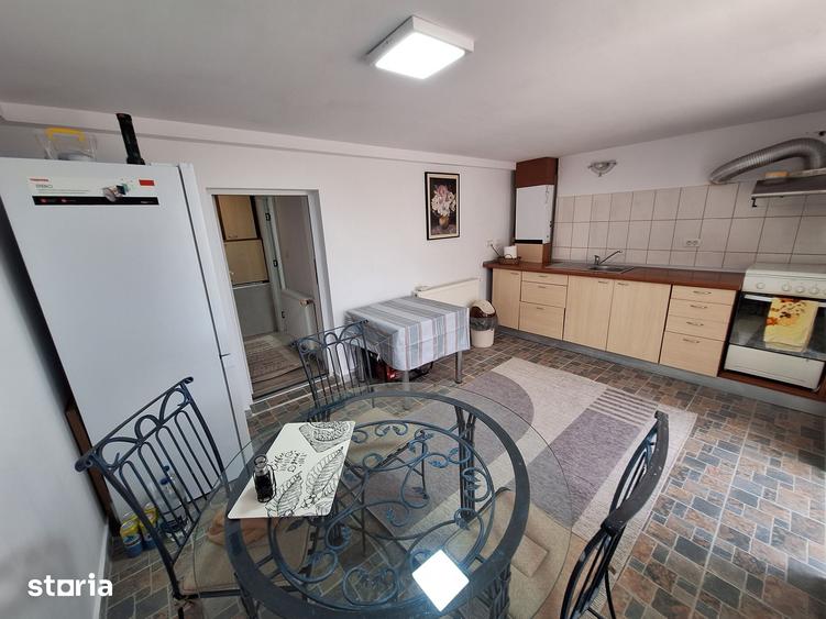 Casă cu 3 camere cu Teren 231 Mp în Zamora