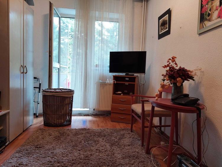 Apartament cu 3 camere de vanzare Radauti