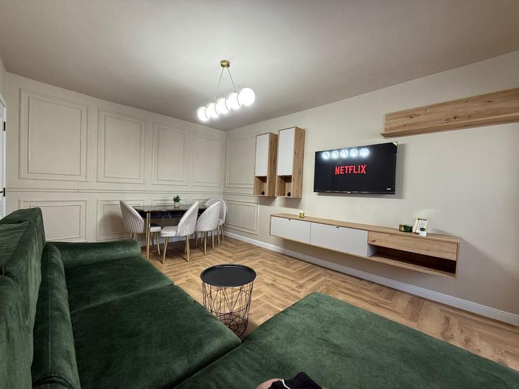 Apartament cu 2 camere decomandat în Central
