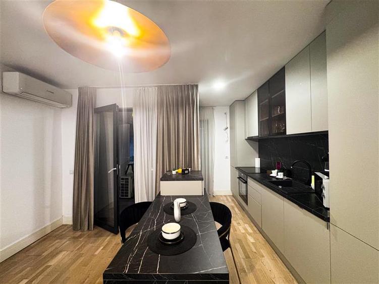 Apartament cu 2 camere semidecomandat, mobilat în Floreasca