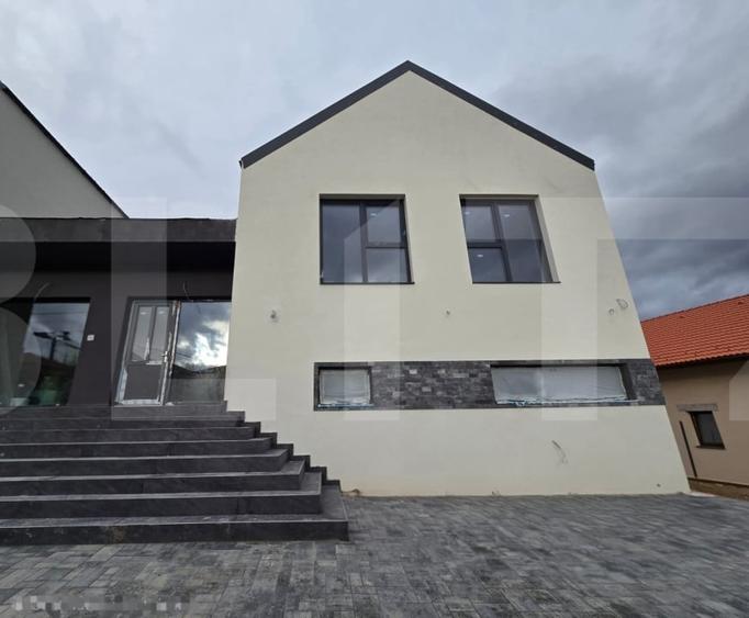 Duplex cu 4 camere cu Teren 550 Mp în Feleacu