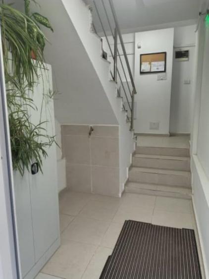Berceni metrou etaj 1 astrelor - 8