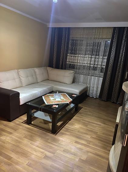 Apartament cu 3 camere decomandat în Nord
