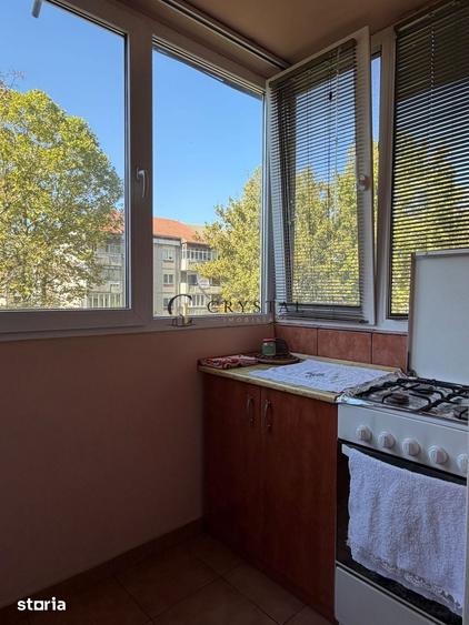 Apartament cu 3 camere decomandat în Decebal
