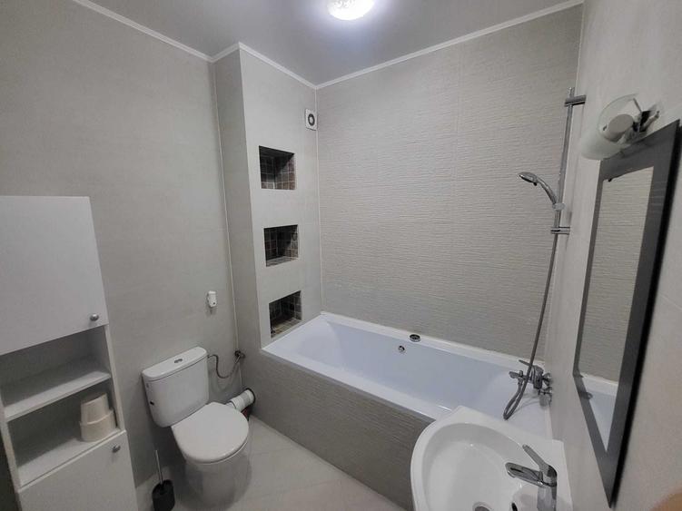 Apartament cu 2 camere decomandat în Rediu