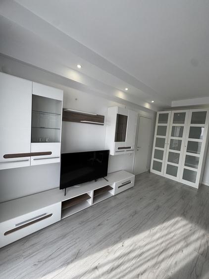 Apartament cu 2 camere decomandat în Tunari