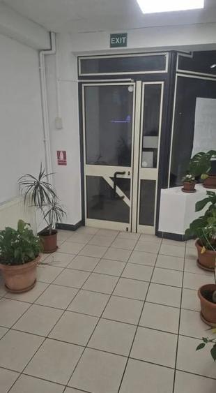Spațiu comercial, de 50 mp, în Central