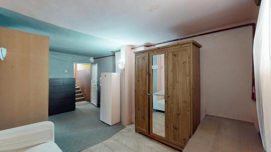 Duplex cu 6 camere cu Canalizare în P-ța Galați