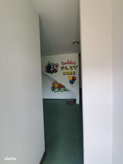 Casă cu 4 camere în Dudu