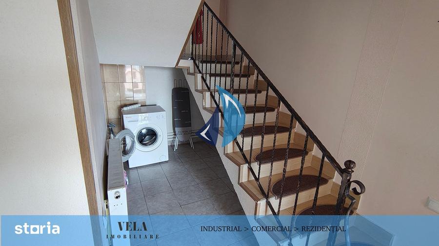Casă cu 4 camere cu Teren 460 Mp în Livezeni