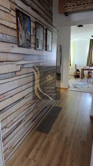 Apartament cu 4 camere decomandat în Tineretului