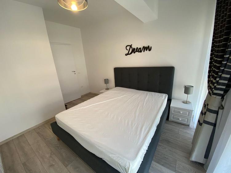 Apartament cu 2 camere decomandat în Aradului