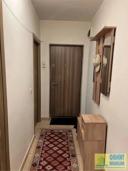 Apartament cu 2 camere semidecomandat în Gara