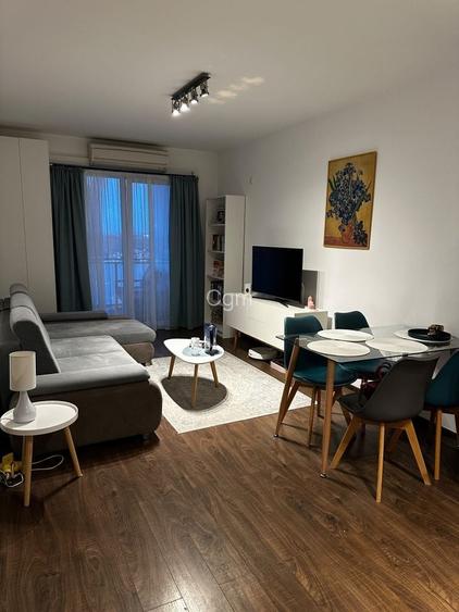 Persoana fizica inchiriez apartament cu 2 camere situat in Grand Hill Residence