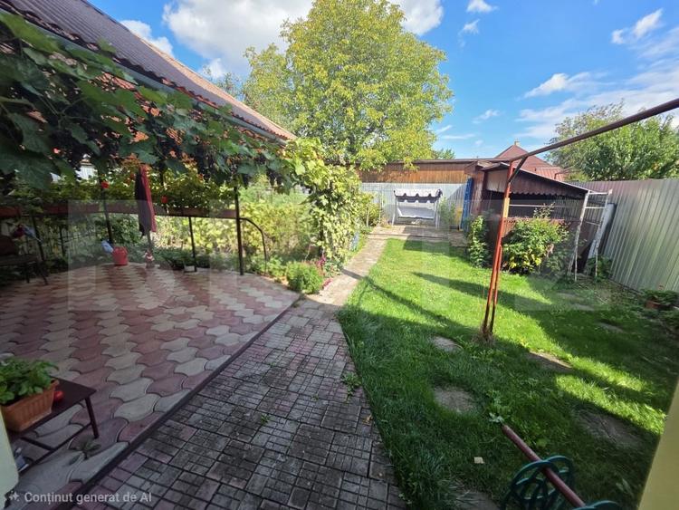 Casă individuală cu 6 camere cu Canalizare în Libertății