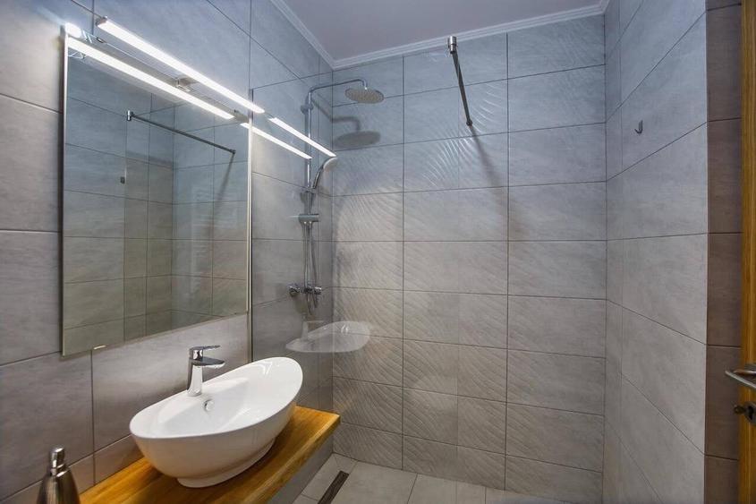 Apartament cu 2 camere în Vest