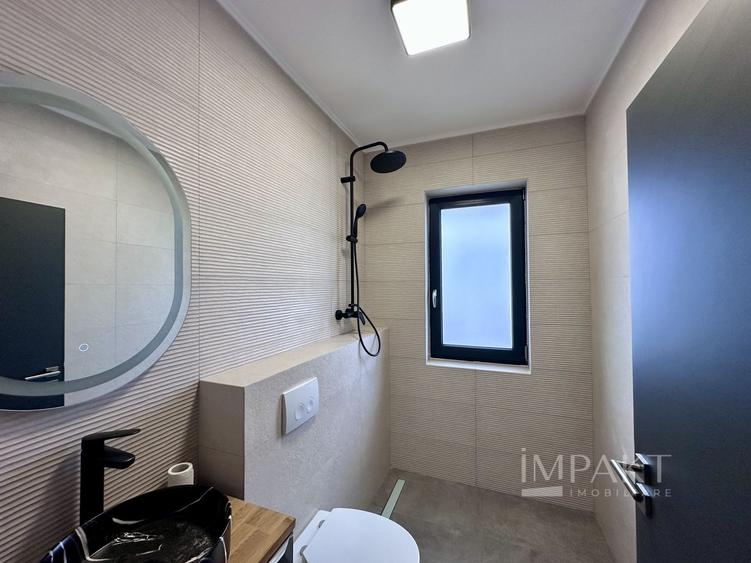 Duplex cu 6 camere cu Canalizare în Europa
