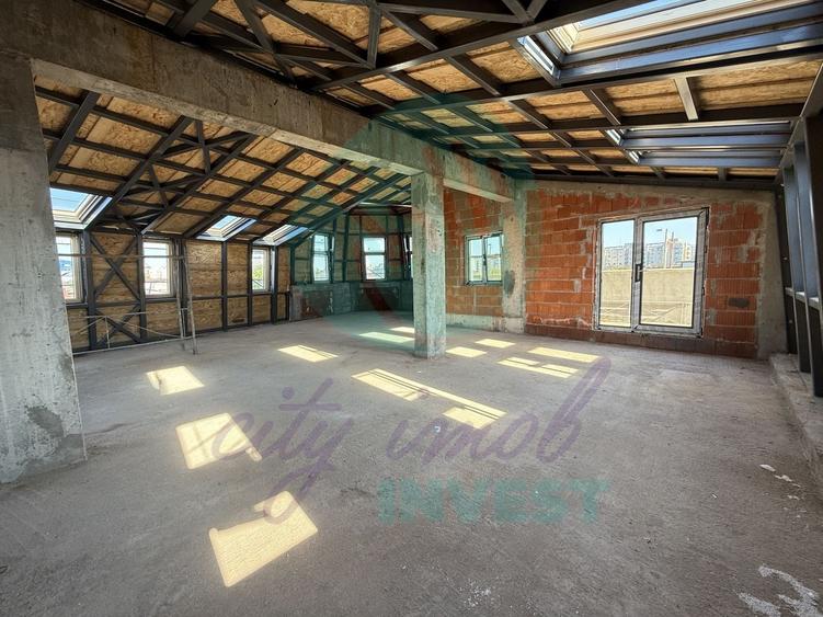Apartament cu 3 camere decomandat în Unirii