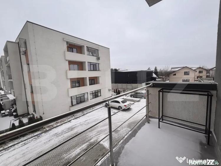 Apartament cu 3 camere decomandat în Viforâta
