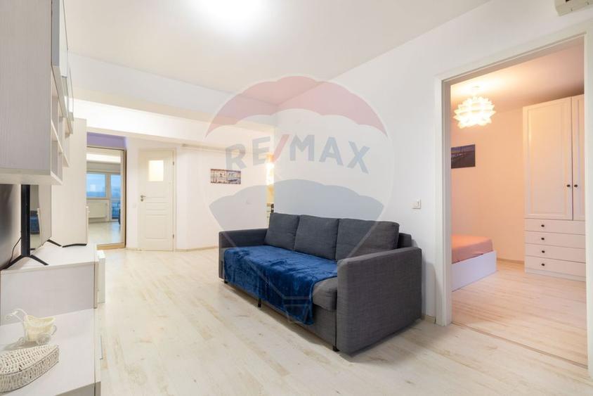Apartament cu 2 camere semidecomandat, mobilat în Văcăresti