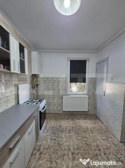Apartament cu 2 camere decomandat, mobilat în Central