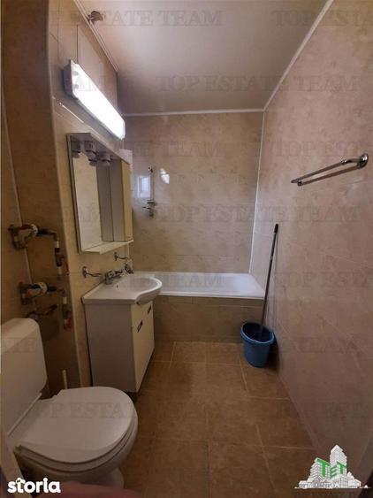 Apartament cu 3 camere decomandat, mobilat în Pantelimon