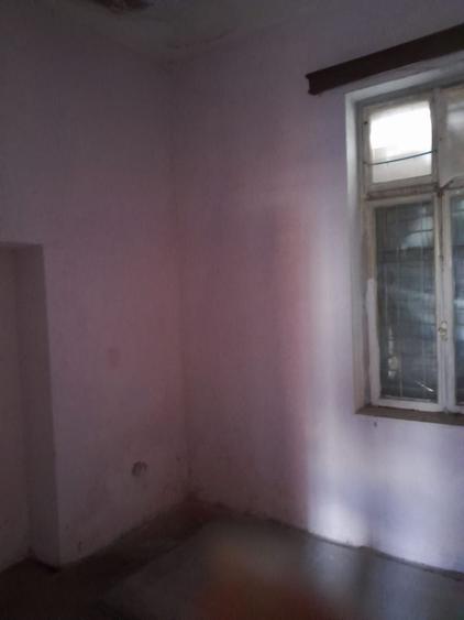 Casă individuală cu 16 camere cu Canalizare în Unirii