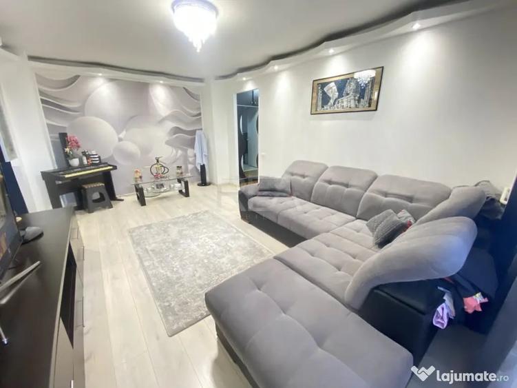 Apartament cu 3 camere semidecomandat în 13 Septembrie
