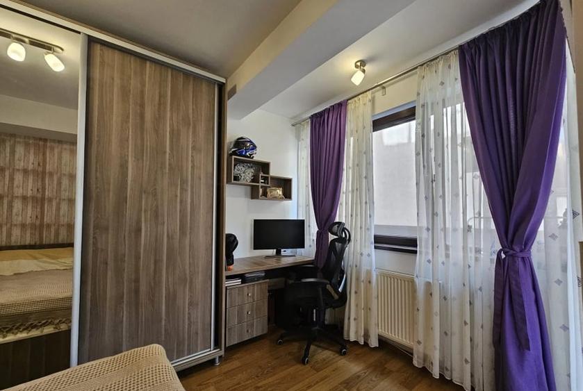 Apartament cu 3 camere semidecomandat, mobilat în Ghencea