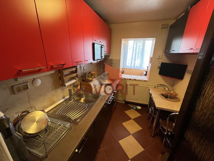 Apartament cu 2 camere decomandat, mobilat în Lipovei