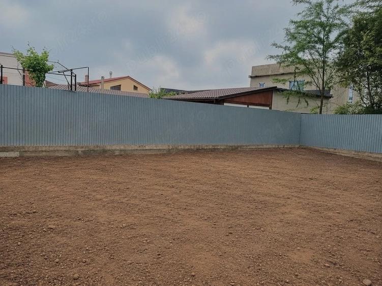 Teren de 941 mp, în Chercea
