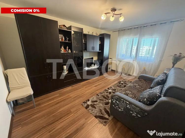 Apartament cu 3 camere decomandat în Central