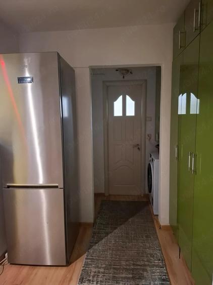 Apartament cu 2 camere decomandat în Rovine
